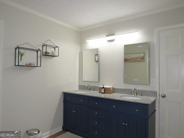 141 Cherokee Cir, Cedartown, GA 30125 - full bath with double vanity, crown molding, and baseboards