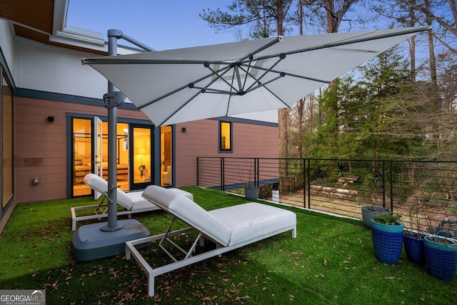 1045 Shepherds Ln NE, Atlanta, GA 30324 - view of grassy yard