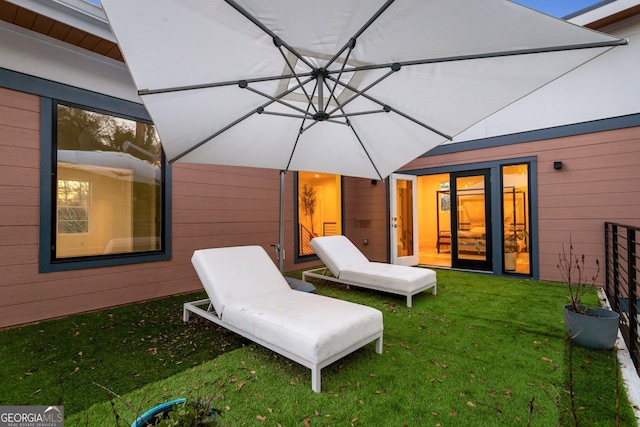 1045 Shepherds Ln NE, Atlanta, GA 30324 - view of grassy yard