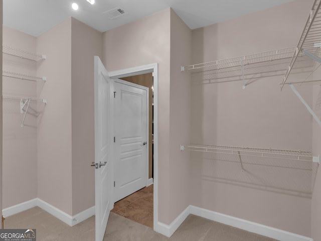 302 Burberry Ct, Griffin, GA 30223 - spacious closet with carpet