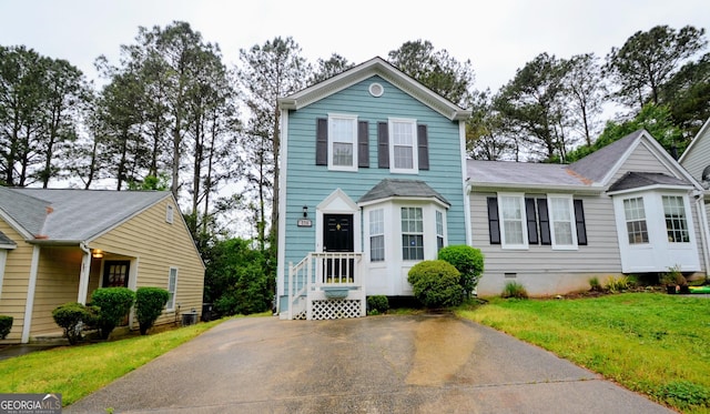 775 Heritage Valley Rd, Norcross, GA 30093 - view of front of property featuring crawl space and a front lawn