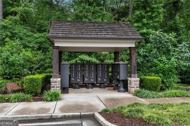 6445 Lucent Ln, Atlanta, GA 30328 - view of community featuring mail area