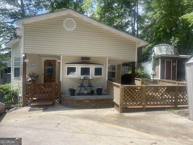 32 Yogi Bear Blvd, Cleveland, GA 30528 - back of property featuring a patio area