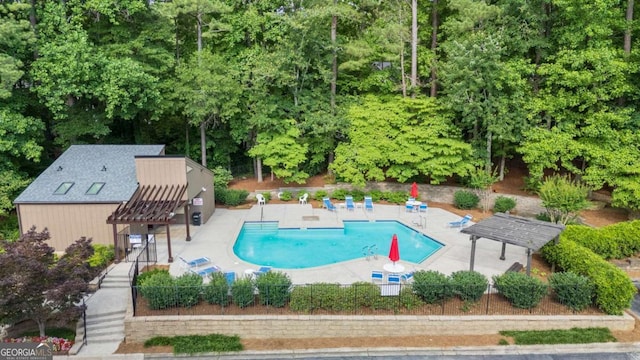 408 River Run Dr, Sandy Springs, GA 30350 - community pool with a patio
