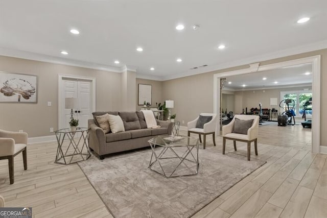 37 Retreat Rdg, Cartersville, GA 30120 - living room featuring crown molding, light wood-type flooring, and recessed lighting
