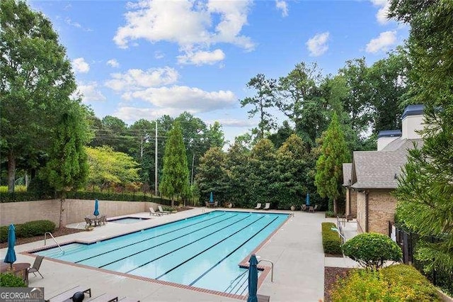 715 Creekside Bnd, Alpharetta, GA 30004 - community pool with a patio