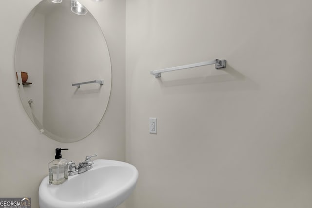 935 Abode Ave, Fort Stewart, GA 31313 - bathroom featuring a sink