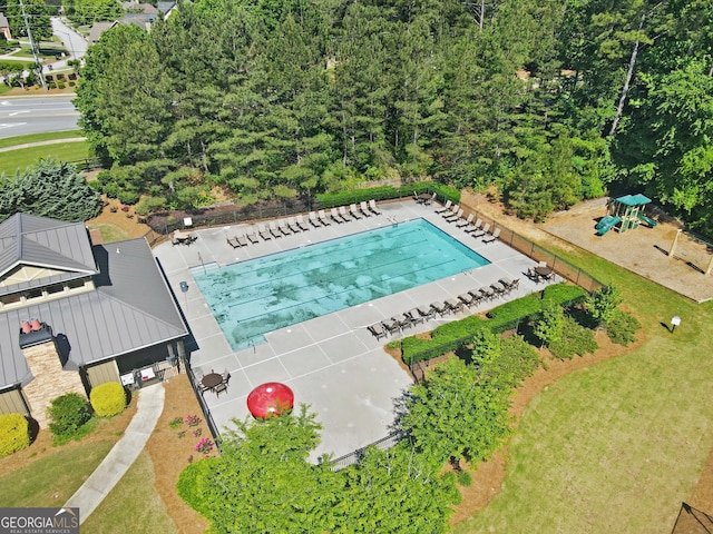 411 Riverclub Rd, Acworth, GA 30101 - aerial view of a pool area