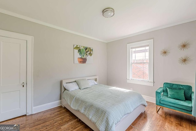 975 Dill Ave SW, Atlanta, GA 30310 - bedroom featuring wood finished floors and ornamental molding