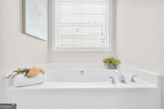 3607 Archgate Ct, Alpharetta, GA 30004 - full bathroom featuring a garden tub