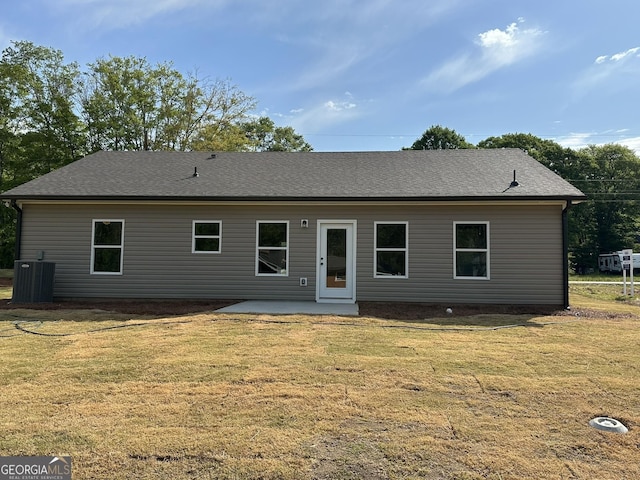 278 Stancil Dr, Toccoa, GA 30577 - back of house with a patio, a yard, and central AC unit