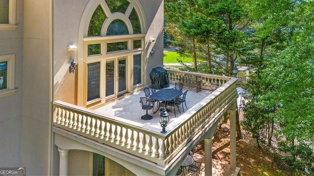 9005 Old Southwick Pass, Alpharetta, GA 30022 - view of wooden terrace