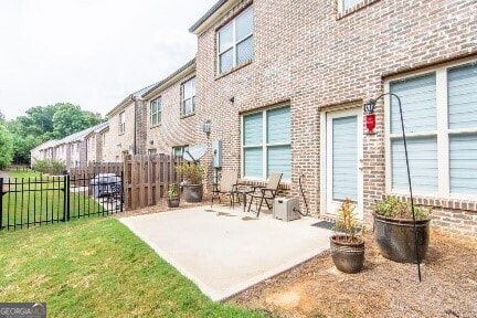 5535 Bright Cross Way, Suwanee, GA 30024 - view of patio / terrace