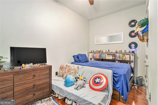 171 Auburn Ave NE Unit 521, Atlanta, GA 30303 - bedroom with wood finished floors and ceiling fan