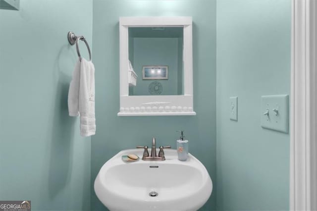 397 Cypher Dr, Suwanee, GA 30024 - bathroom featuring a sink