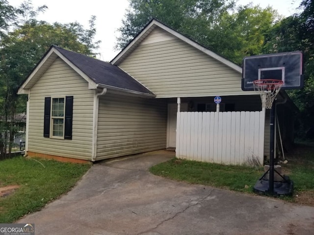 126 Callie Rd, Griffin, GA 30223 - view of front of house with a shingled roof