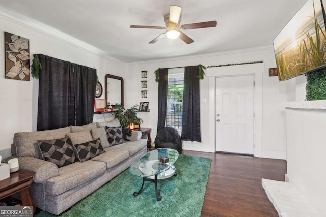 1192 Arlington Ave SW, Atlanta, GA 30310 - living area featuring wood finished floors, a ceiling fan, and crown molding