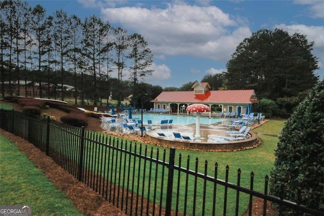 365 Hunt Crk, Acworth, GA 30101 - community pool with a patio area