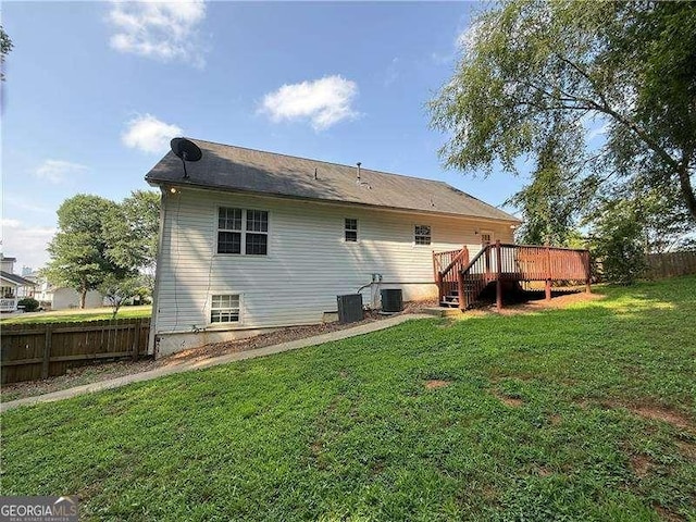 296 Hayes Trce, Hiram, GA 30141 - back of property featuring a deck
