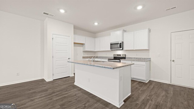 360 Sound Cir, Stockbridge, GA 30281