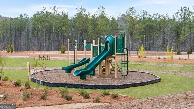 360 Sound Cir, Stockbridge, GA 30281