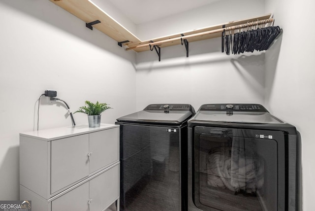 5315 Bentley Hall Dr, Alpharetta, GA 30005 - washroom featuring cabinet space and separate washer and dryer