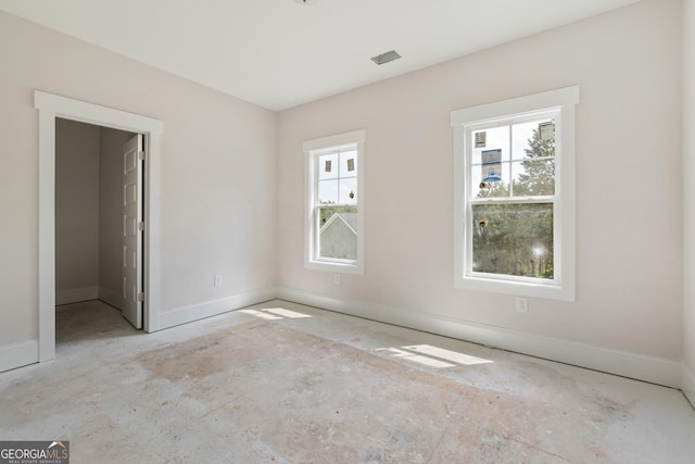 195 Grove Point Rd, Athens, GA 30605 - empty room with baseboards
