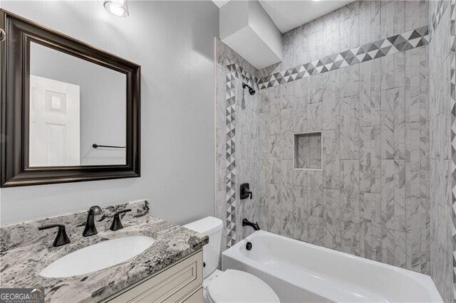 5301 Regency Lake Ct, Sugar Hill, GA 30518 - full bathroom featuring vanity and shower / tub combination