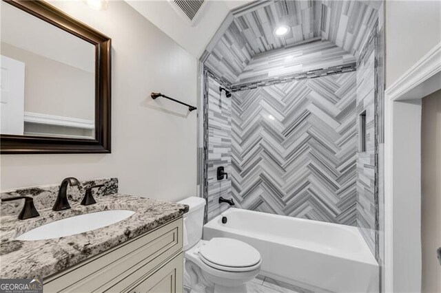 5301 Regency Lake Ct, Sugar Hill, GA 30518 - bedroom featuring ornamental molding, light carpet, and ceiling fan