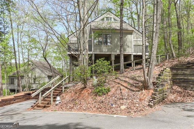 125 Wolfscratch, Big Canoe, GA 30143 - chalet / cabin featuring stairway