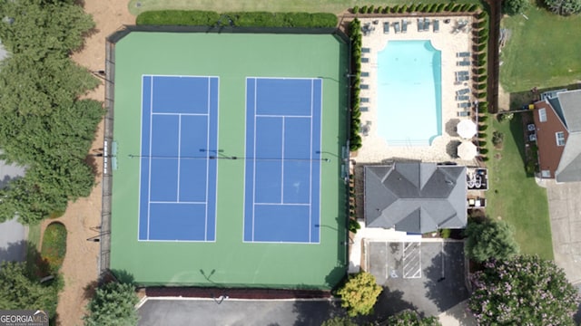 3450 Merganser Ln, Alpharetta, GA 30022 - aerial view of a pool area