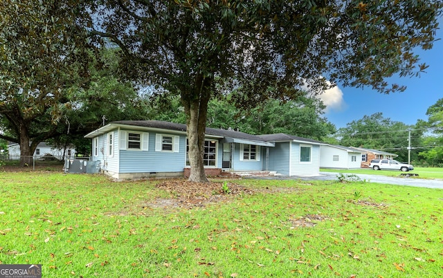 290 Mcree Dr, Camilla, GA 31730 - ranch-style house with a front lawn