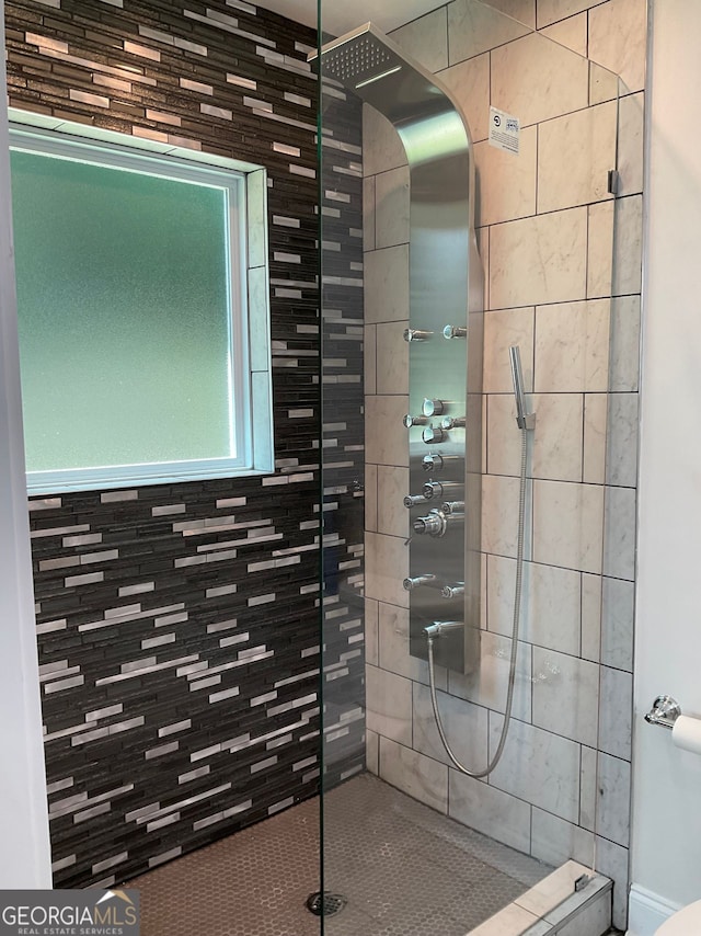 2170 Beecher Cir SW, Atlanta, GA 30311 - full bath featuring a walk in shower and toilet