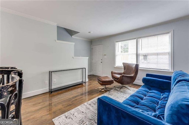 2232 Dunseath Ave NW Unit 309, Atlanta, GA 30318 - living area with wood finished floors and crown molding