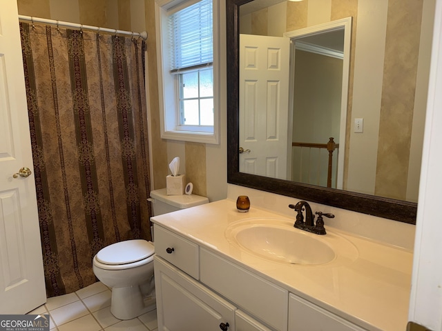 102 Cameron Pointe Dr, Lagrange, GA 30240 - full bath with tile patterned flooring, vanity, and a shower with shower curtain