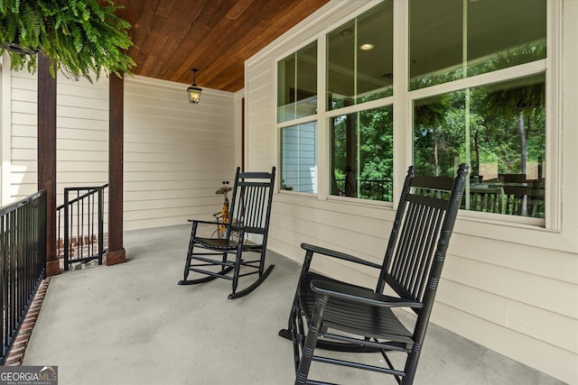 177 Garnett Point Dr, Carrollton, GA 30117 - view of porch