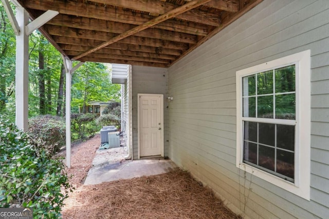 46 Highland Ct, Carrollton, GA 30116 - view of patio / terrace