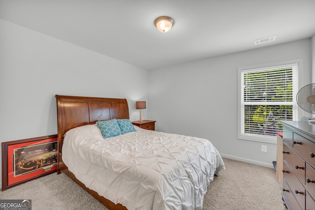 5615 Parkview Ln, Flowery Branch, GA 30542 - bedroom featuring light carpet