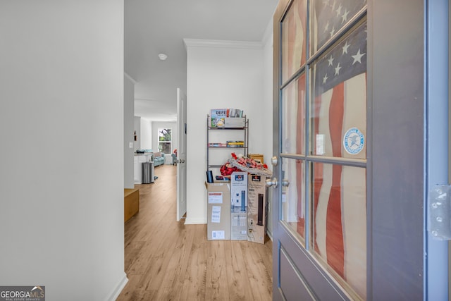 5615 Parkview Ln, Flowery Branch, GA 30542 - hallway featuring crown molding and light wood-type flooring