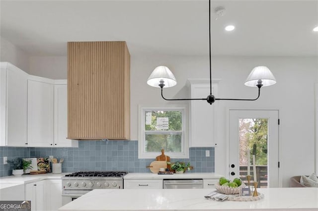 826 Gaston St SW, Atlanta, GA 30310 - kitchen featuring white range with gas stovetop, stainless steel dishwasher, tasteful backsplash, plenty of natural light, and recessed lighting