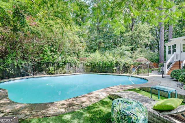 2716 Meadow Ridge Dr NW, Duluth, GA 30096 - outdoor pool featuring a fenced backyard