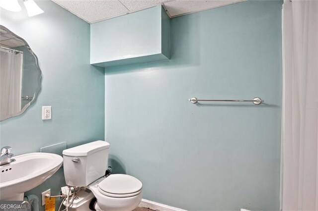 408 Victoria Place Dr, Locust Grove, GA 30248 - bathroom featuring toilet and a shower with shower curtain