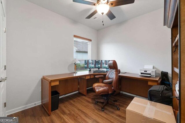 7430 Ramsgate Ct, Cumming, GA 30040 - office space featuring wood finished floors and a ceiling fan