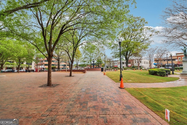532 Lemon St NE, Marietta, GA 30060 - view of home's community with a yard
