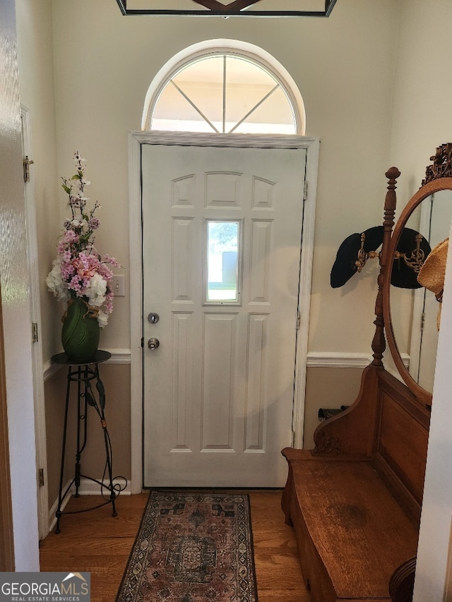 115 Settlers Trl, Warner Robins, GA 31088 - foyer entrance featuring wood finished floors and plenty of natural light