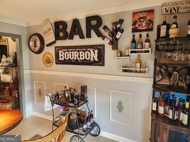 115 Settlers Trl, Warner Robins, GA 31088 - detailed view of a bar and baseboards