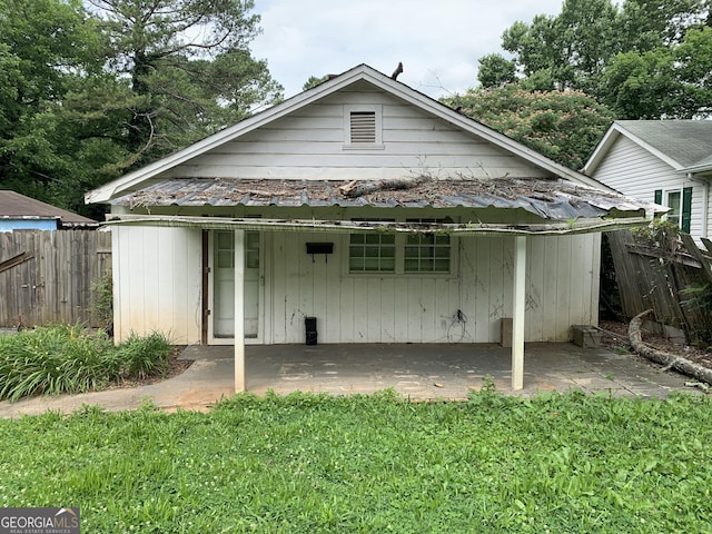 2712 Maple Rd SE, Rome, GA 30161 - rear view of house featuring a patio area