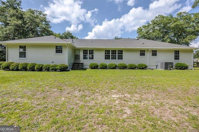 204 Old Oak Rd, Macon, GA 31216 - back of house with a yard