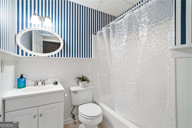501 Avery Creek Pointe, Woodstock, GA 30188 - full bathroom featuring wallpapered walls, vanity, and shower / bath combo