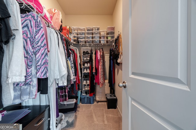 410 Meadowbend Cir, Athens, GA 30606 - walk in closet featuring carpet